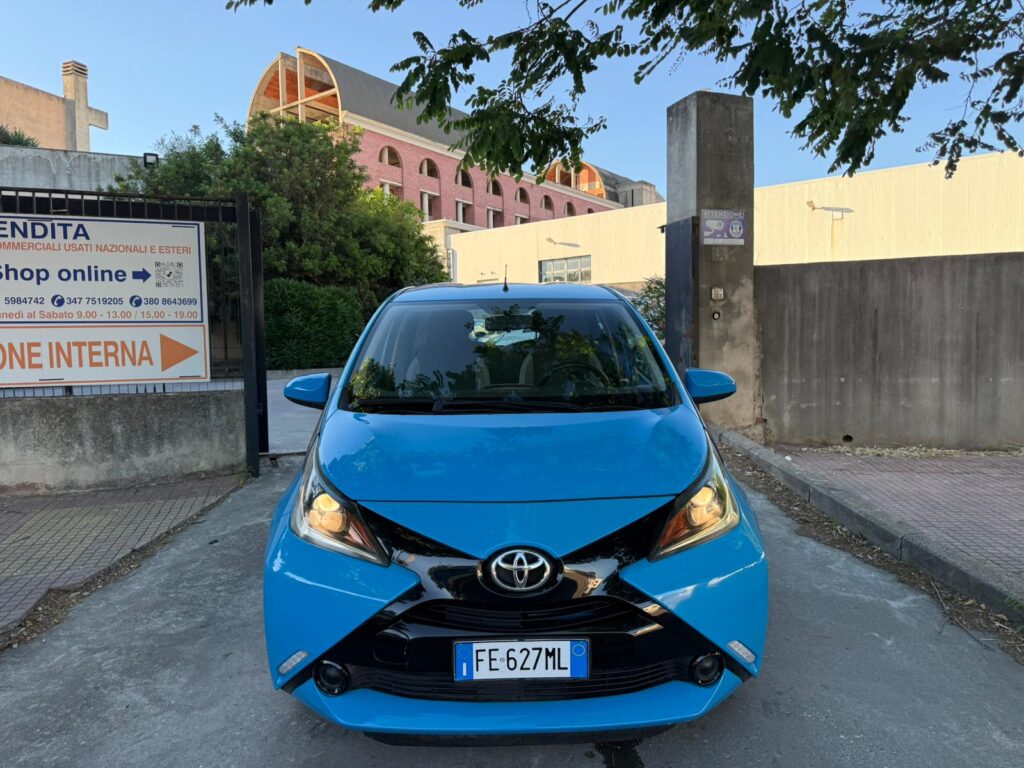 TOYOTA AYGO