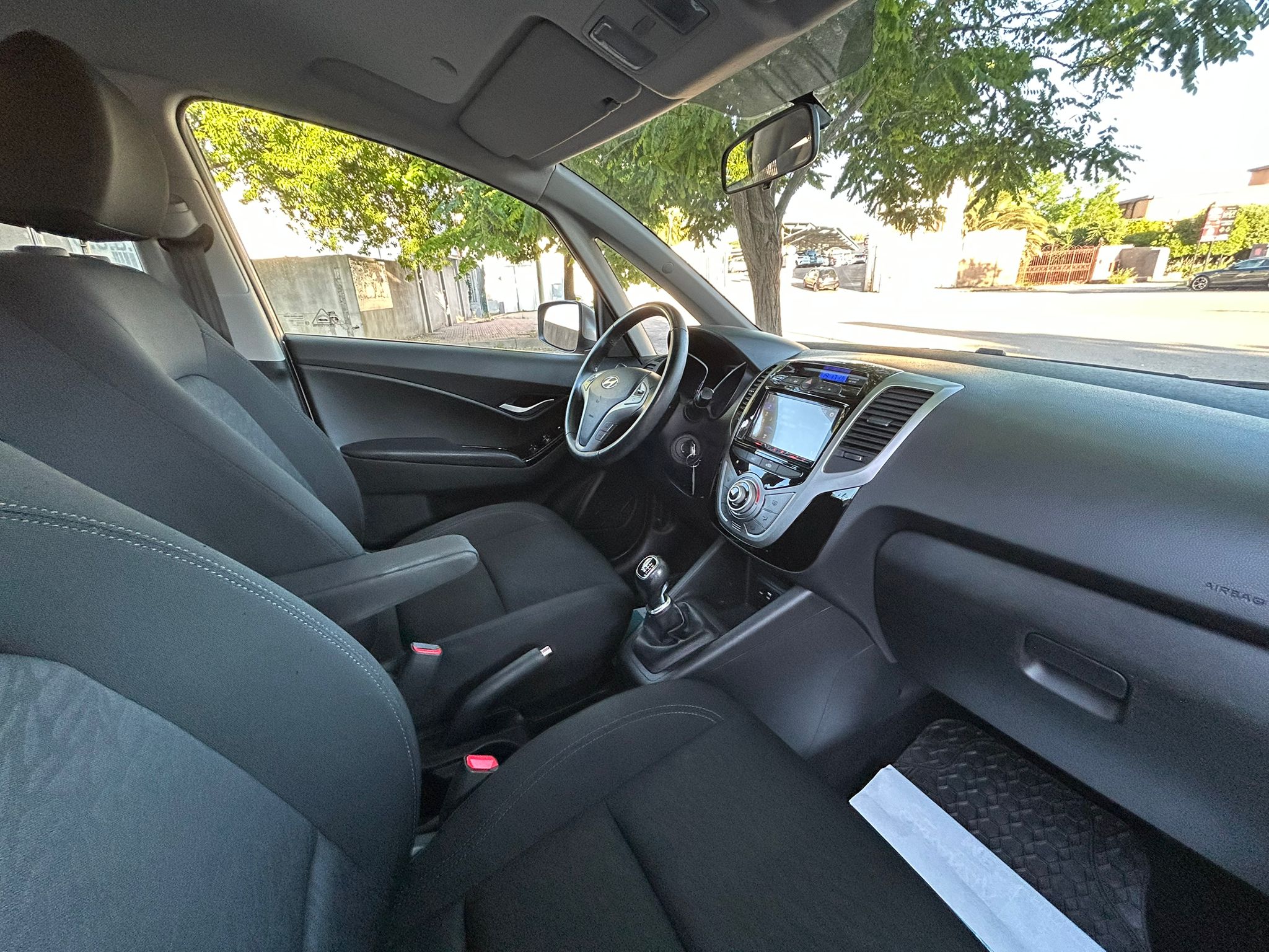 Hyundai IX20 - immagine 13