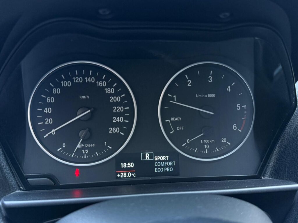 BMW SERIE 1 118D