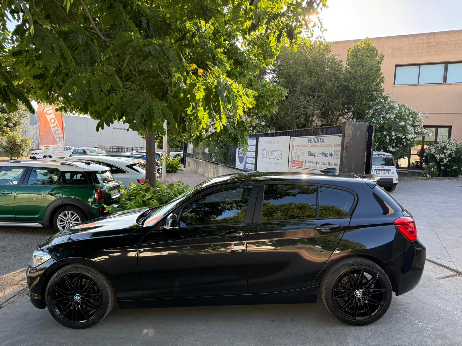 BMW SERIE 1 118D - immagine 8