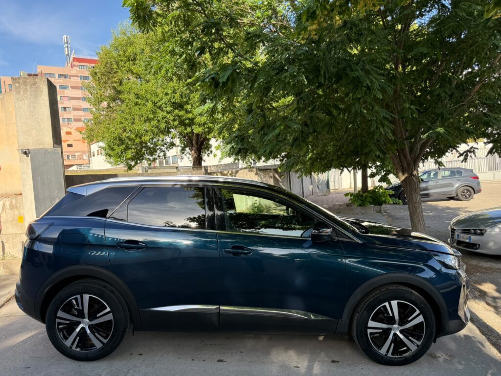 PEUGEOT 3008 GT-LINE