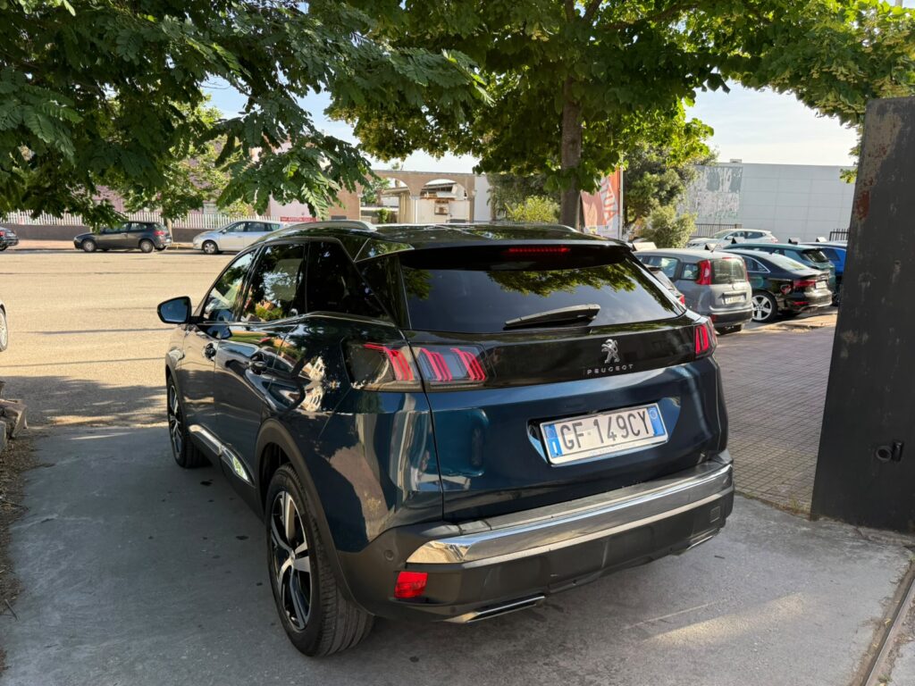 PEUGEOT 3008 GT-LINE