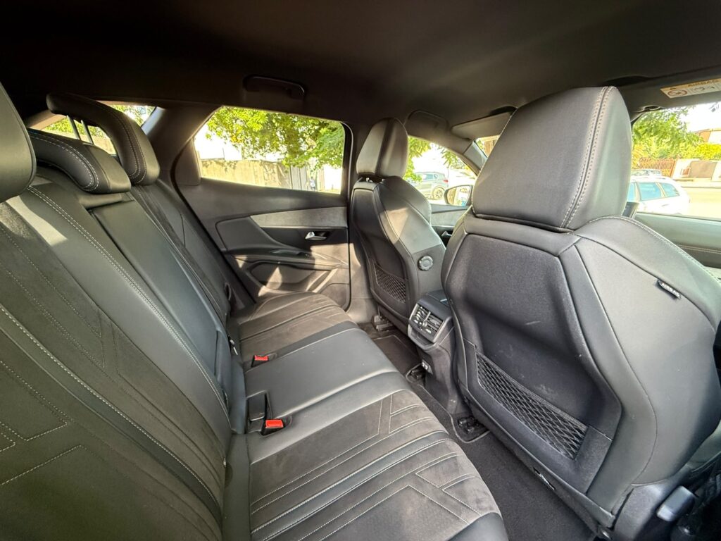 PEUGEOT 3008 GT-LINE