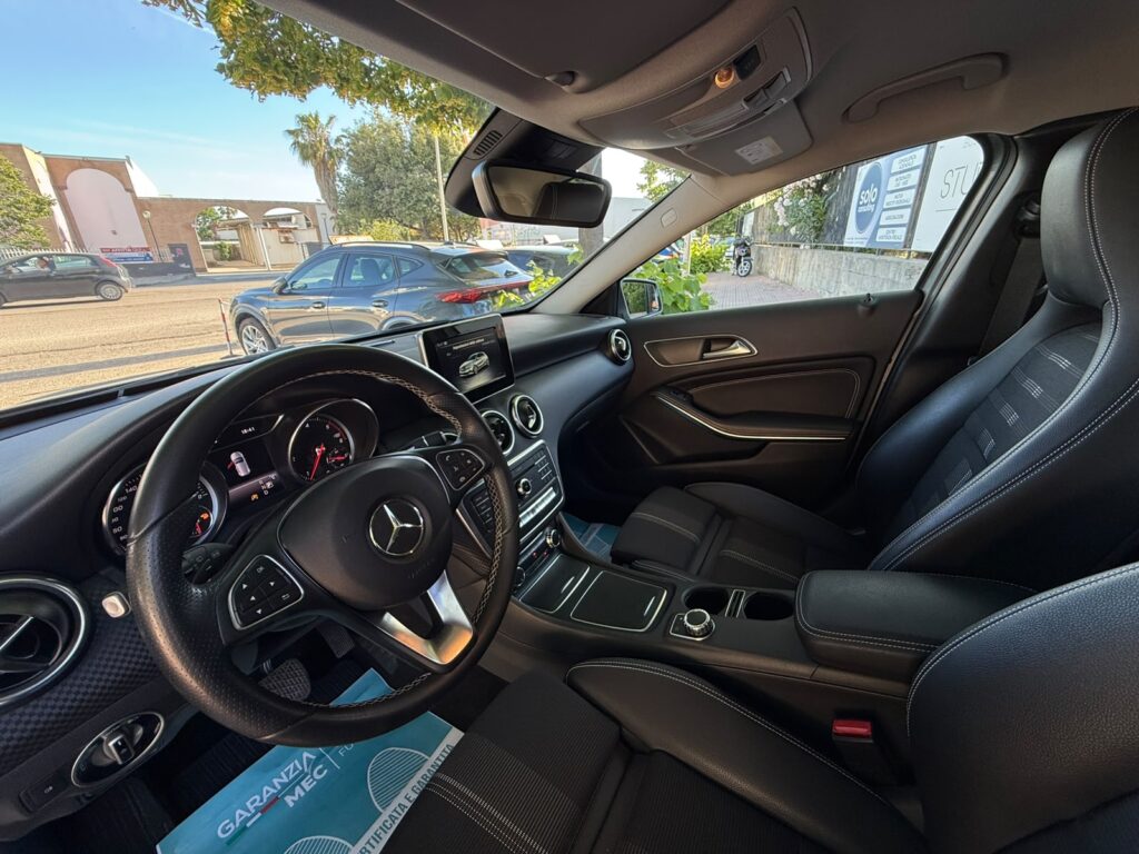 MERCEDES CLASSE A
