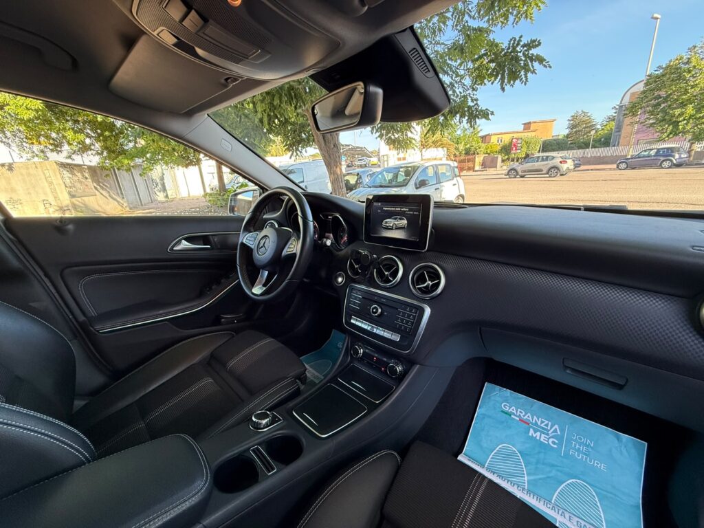 MERCEDES CLASSE A