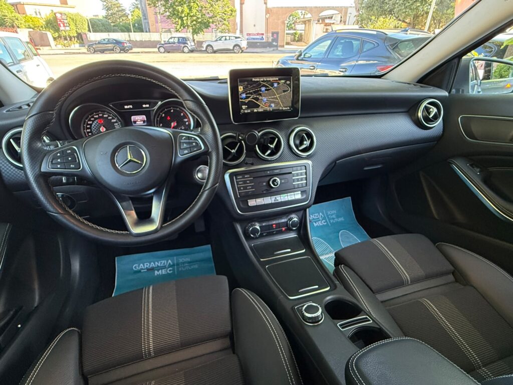 MERCEDES CLASSE A