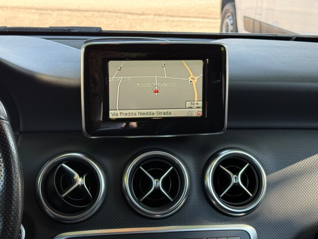 MERCEDES CLASSE A