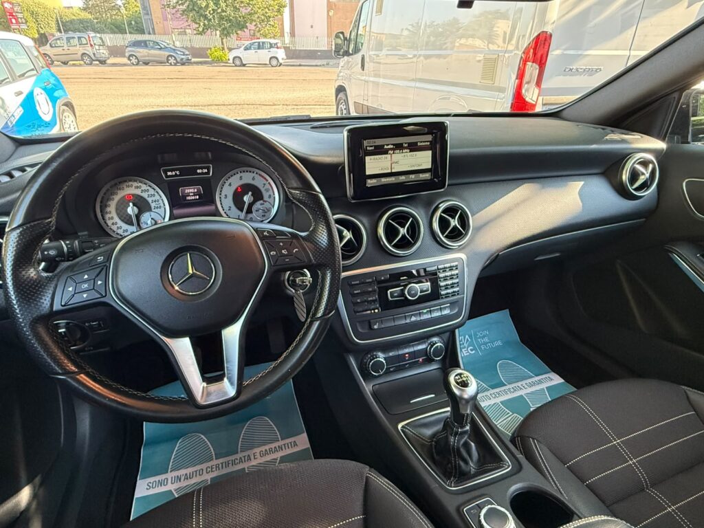 MERCEDES CLASSE A