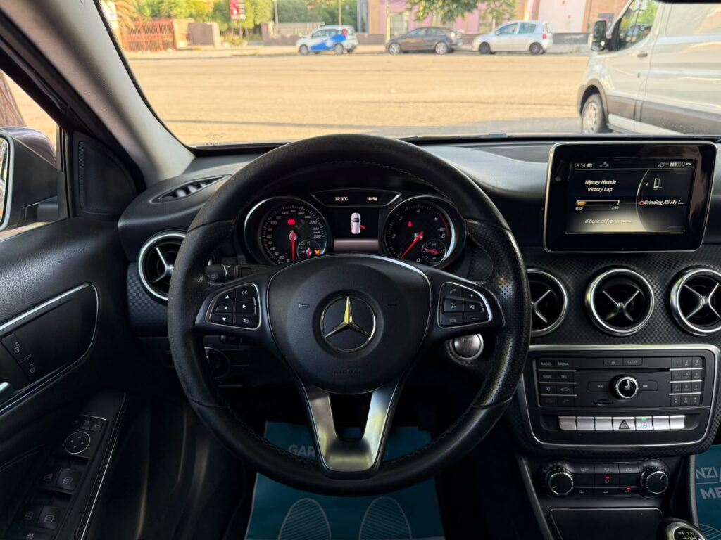 MERCEDES CLASSE A
