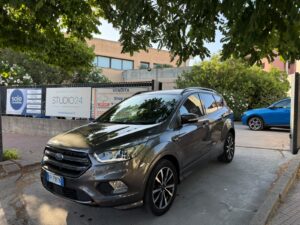 Ford Kuga St-line