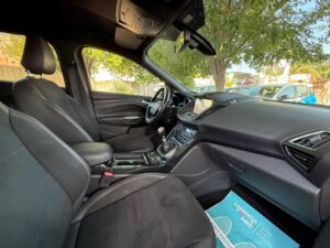 Ford Kuga St-line