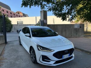 FORD FOCUS ST-LINE