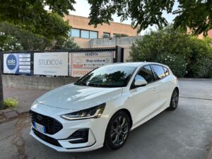 FORD FOCUS ST-LINE