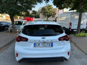 FORD FOCUS ST-LINE