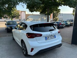 FORD FOCUS ST-LINE
