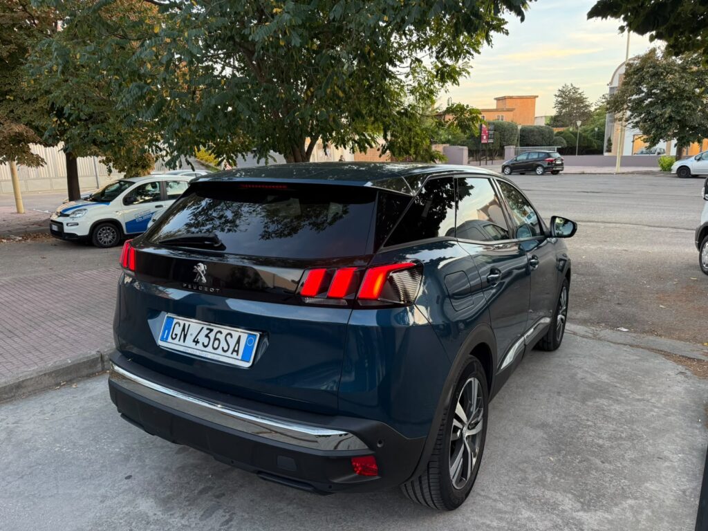 PEUGEOT 3008 ALLURE