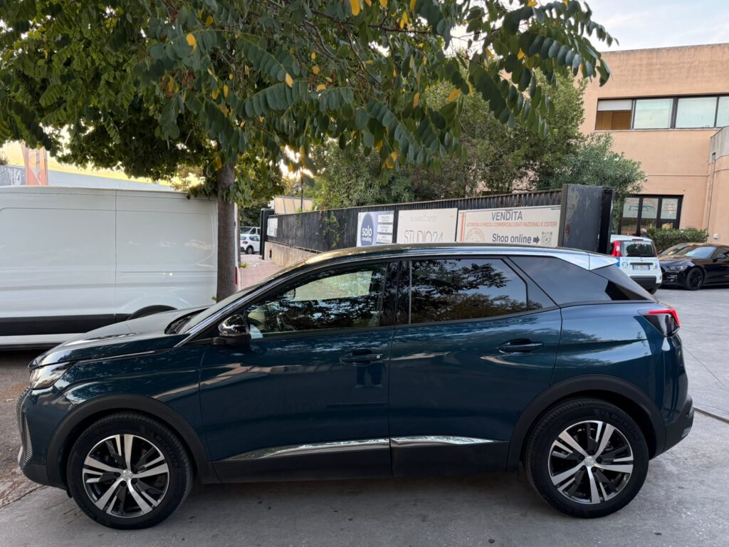 PEUGEOT 3008 ALLURE