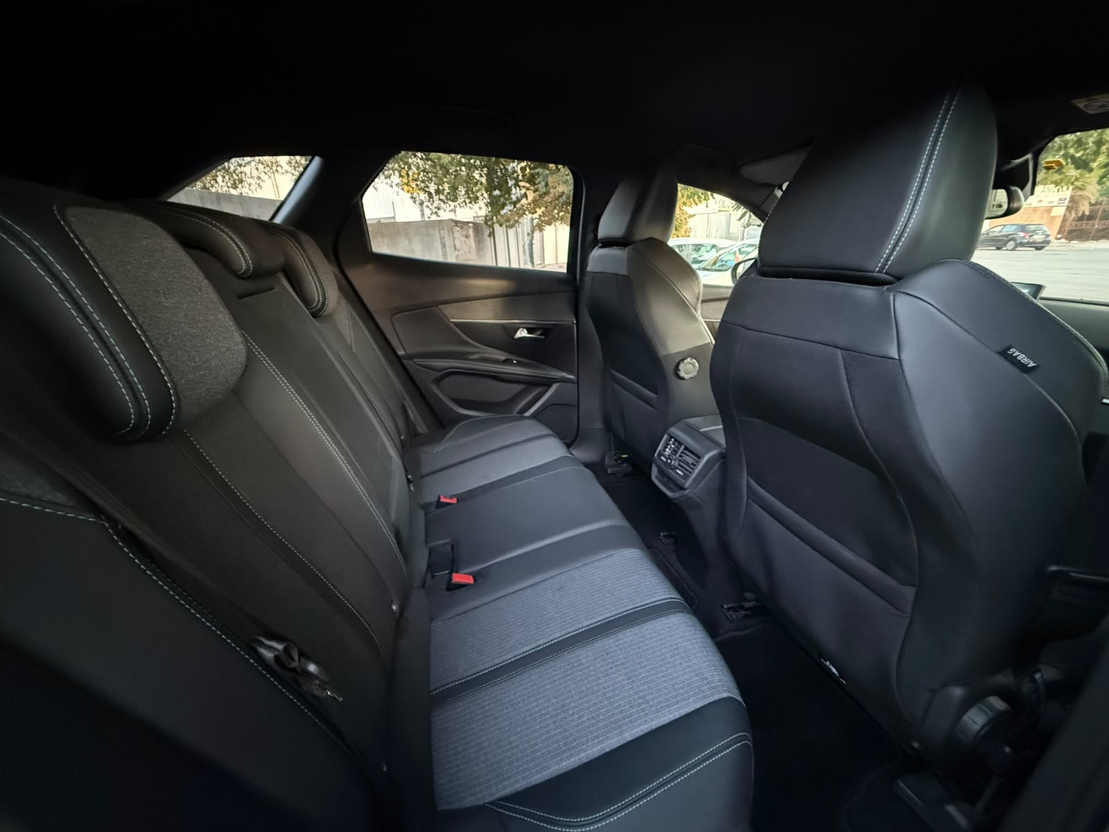 PEUGEOT 3008 ALLURE - immagine 13