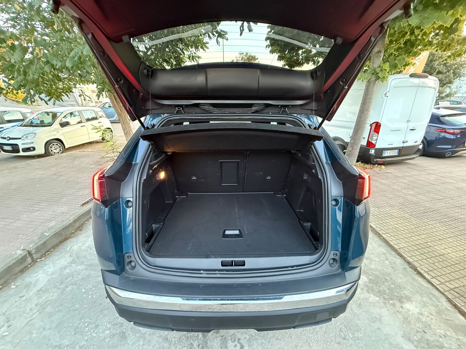 PEUGEOT 3008 ALLURE - immagine 12