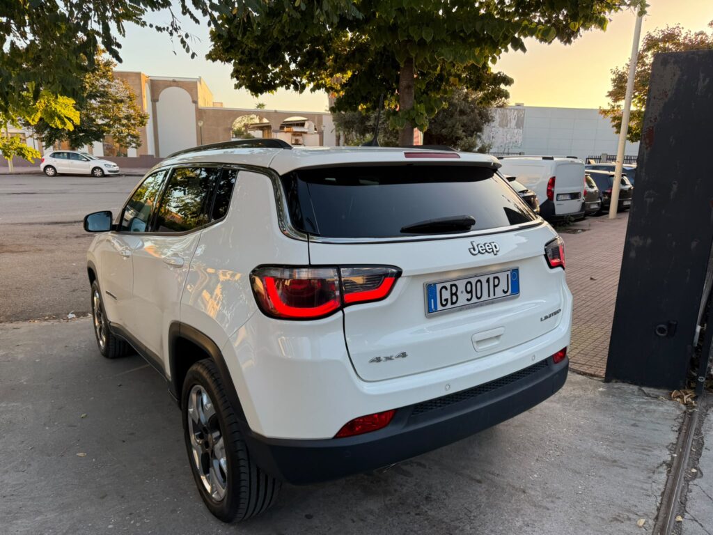 JEEP COMPASS