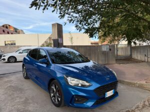 FORD FOCUS ST-LINE