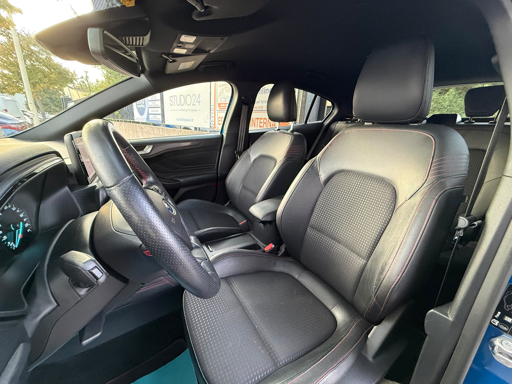 FORD FOCUS ST-LINE - immagine 11