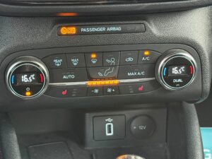 FORD FOCUS ST-LINE